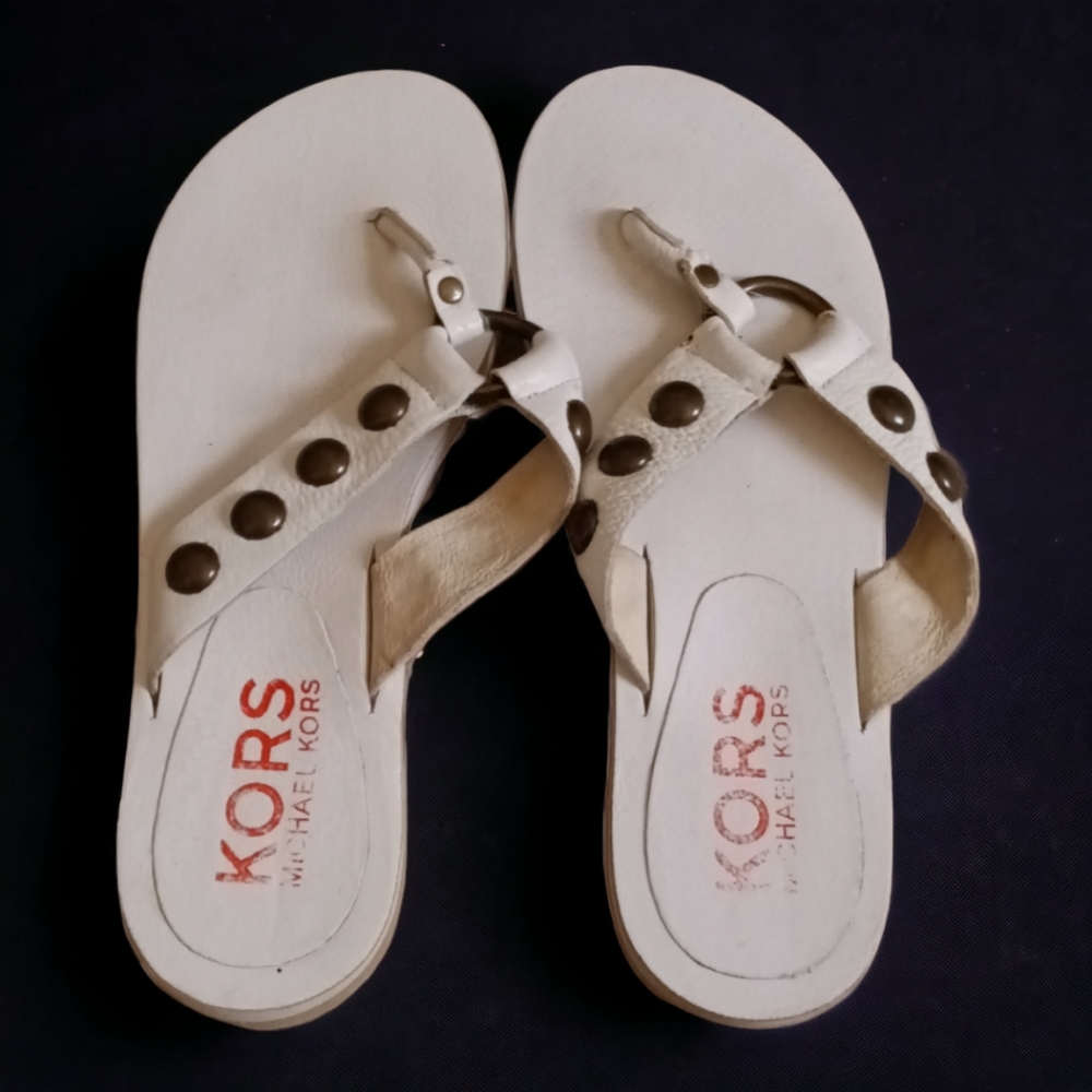 White Leather Michael Kors Flip Flops